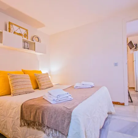 Apartamento Acogedor Y Coquetisimo De Diseno Muy, Muy, Muy Centrico Sevilha